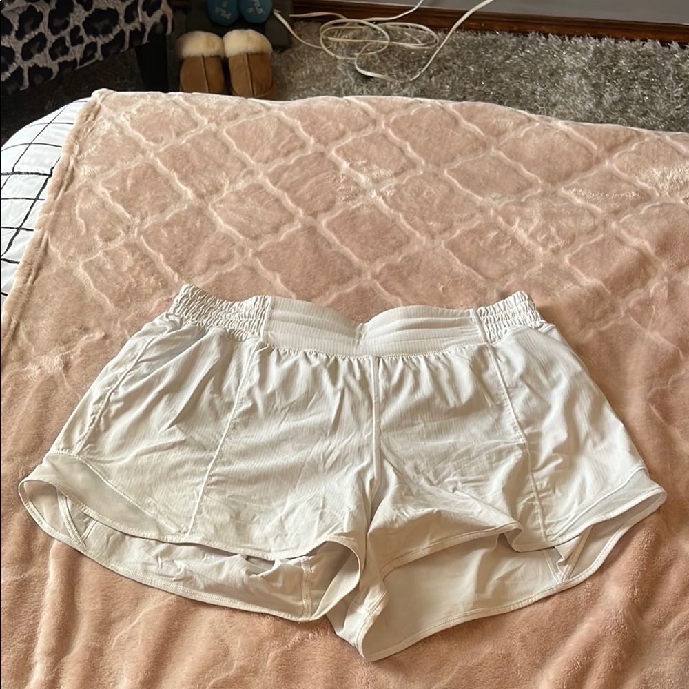 Lululemon Hotty hot shorts